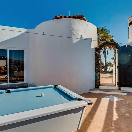 Kura Puerto del Carmen (Lanzarote)